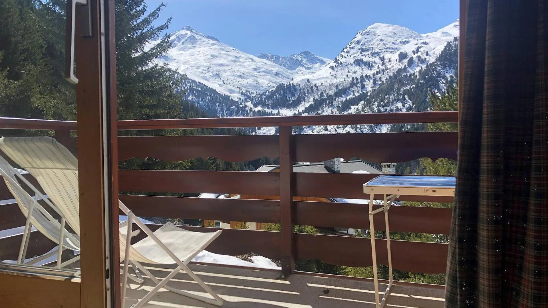 Vaste Appt 2 Ch + Cabine, 200M Des Pistes, Parking, Balcon Sud, Non-Fumeur - Fr-1-355-183 Meribel 0*,